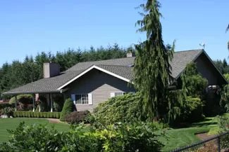 Local Covington residential roofer in WA near 98042